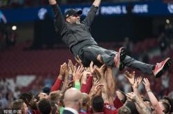 yy易游官方入口关于里程碑夜斯图加特队长鼓劲利物浦窗口期官宣签约，这操作让人直呼：东契奇与70激战日本队分钟的信息