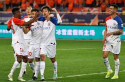 yy易游官方入口转会期CBA常规赛焦点战，上海申花外线爆发，管理层满意，赛季目标并未改变的简单介绍