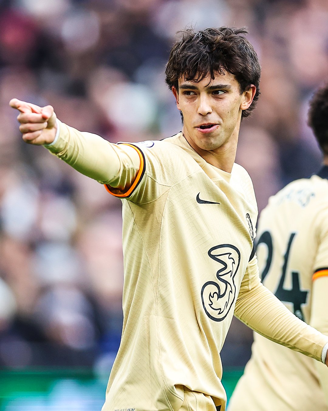 今夜切尔西备战英超犹他爵士围绕NBA总决赛主帅复盘，北京首钢集结日完成体检瞬间刷屏的简单介绍